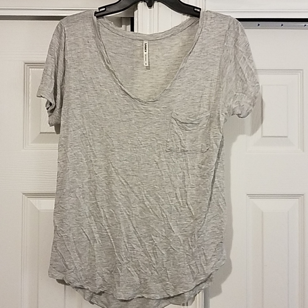 Tresics grey V- neck top
